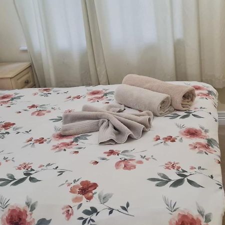 2 Bed Cosy Apartment In Heart Of Mullingar. Екстер'єр фото